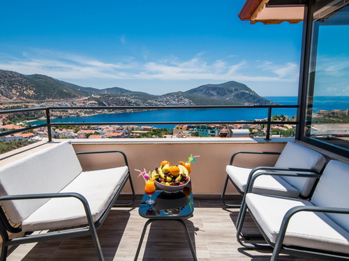  gece  -  Kasım
  | Kalkan Merkezde Deniz Manzaralı Jakuzili Villa (6 Kişilik, Özel Havuzlu)
